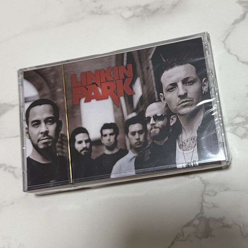 Kasetowy album zespołu Linkin  – Vintage Collector recenzja i cena