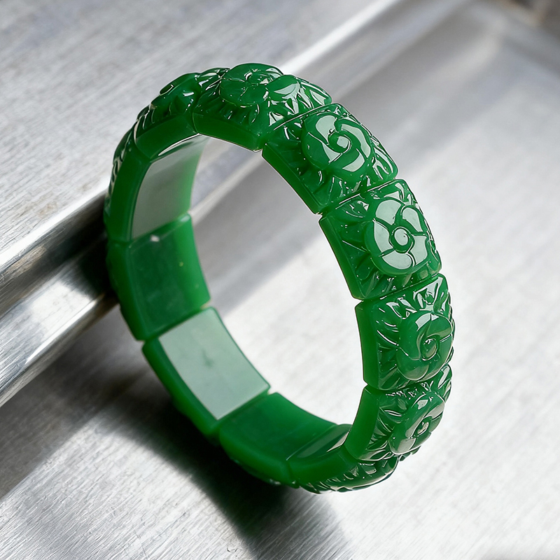 Bransoletka z prawdziwego jade – Vintage Collector recenzja i cena
